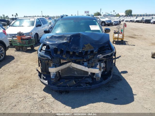 1C4PJLLB0MD112614 Jeep Cherokee Altitude Fwd