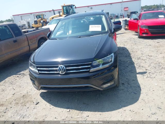 3VV1B7AX8JM021388 Volkswagen Tiguan 2.0t S