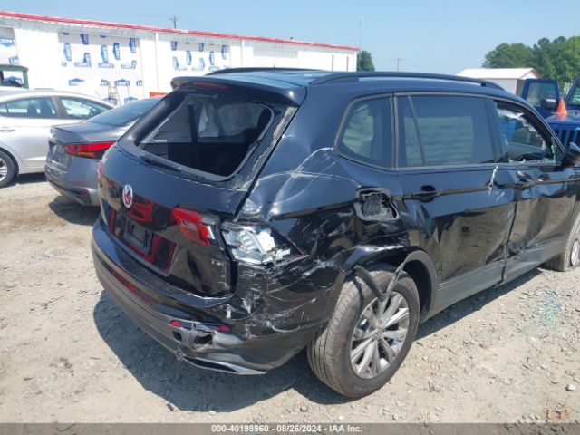 3VV1B7AX8JM021388 Volkswagen Tiguan 2.0t S