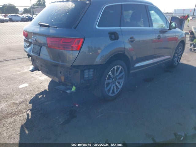 WA1LAAF73KD007664 Audi Q7 55 Premium/55 Se Premium