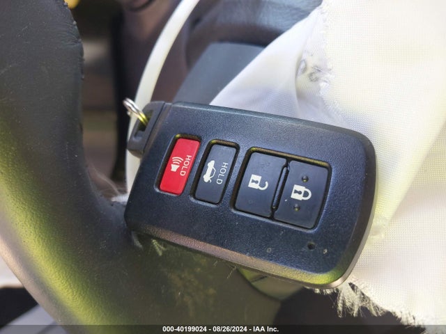 Toyota Avalon Hybrid Limited 2016 4T1BD1EB7GU054357 Image 11