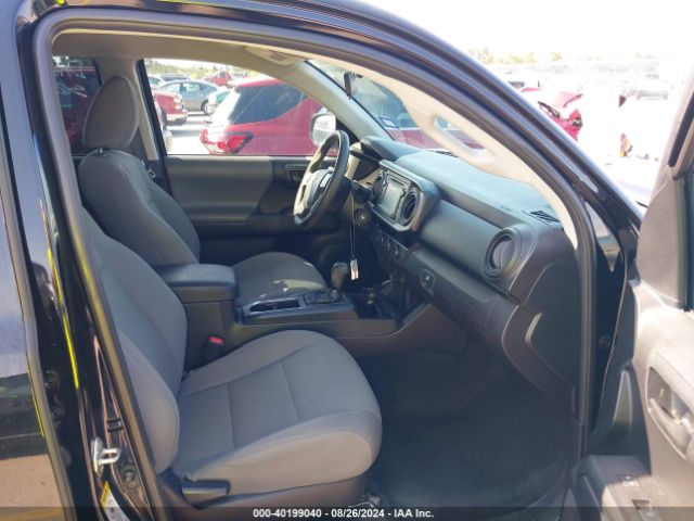 5TFAX5GN7HX100114 Toyota Tacoma Sr