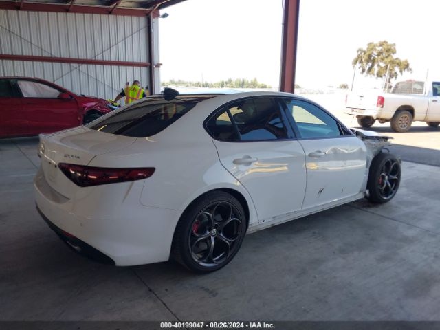 ZARFAMBN5K7602996 Alfa Romeo Giulia Ti Sport Rwd
