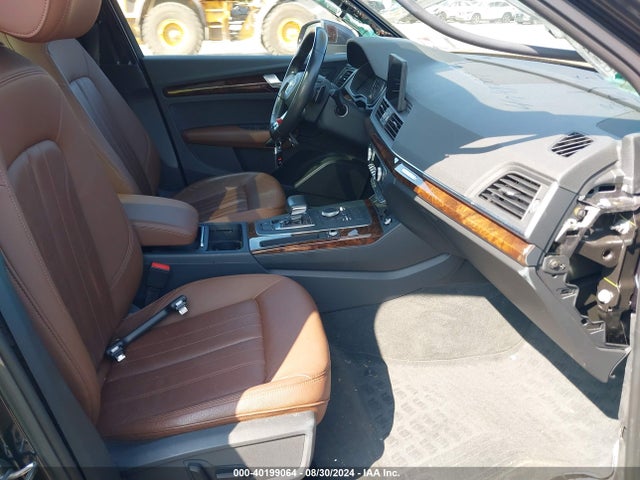 WA1BNAFY6J2067232 Audi Q5 2.0t Premium/2.0t Tech Premium