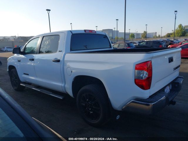 5TFEY5F18JX232561 Toyota Tundra Sr5 5.7l V8