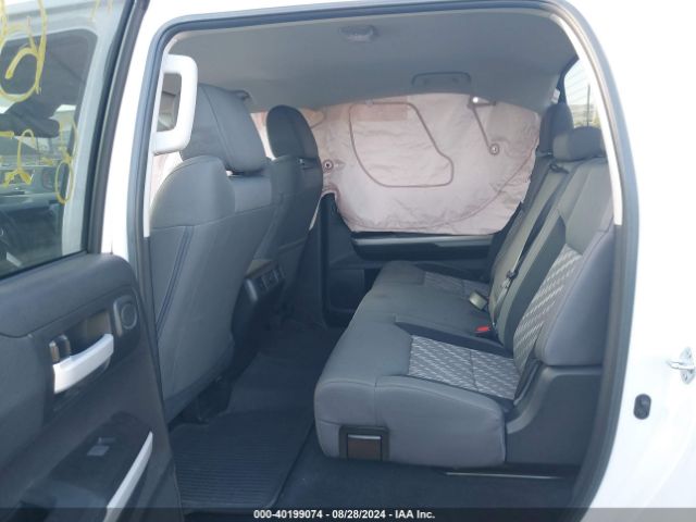 5TFEY5F18JX232561 Toyota Tundra Sr5 5.7l V8