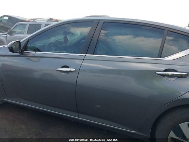 1N4BL4BV2NN307718 Nissan Altima S Fwd