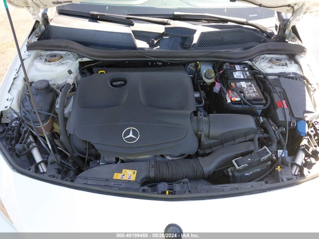 WDDSJ4EB7GN303674 Mercedes-Benz CLA 250