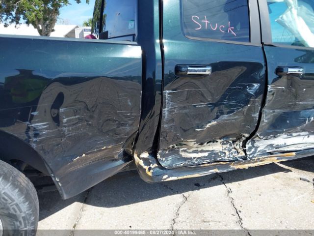 1C6RR6GT8HS576717 RAM 1500 Slt Quad Cab 4x2 6'4 Box