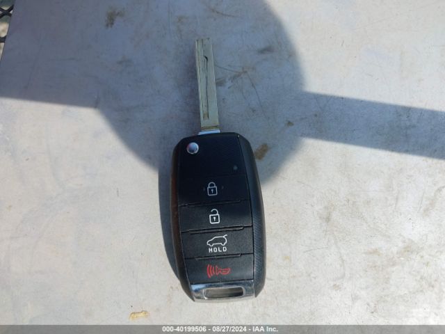 5XYPG4A5XKG481884 KIA Sorento 3.3l Lx