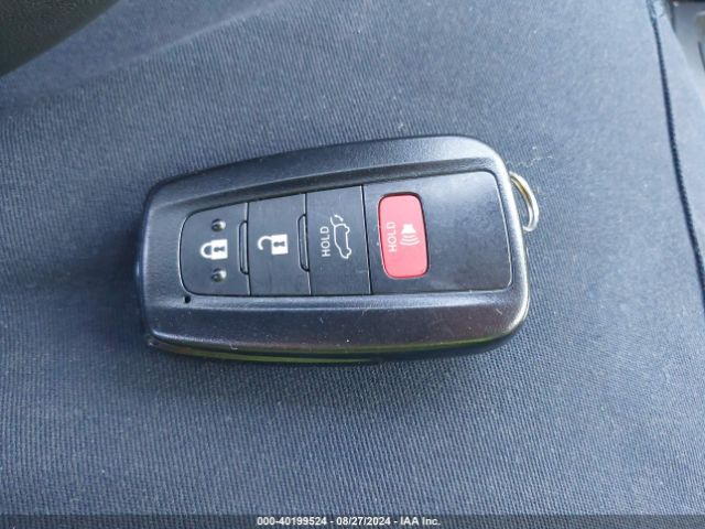 2T3C1RFV1MW185453 Toyota Rav4 Xle Premium
