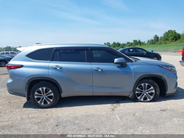 5TDGZRBH9NS213755 Toyota Highlander Xle