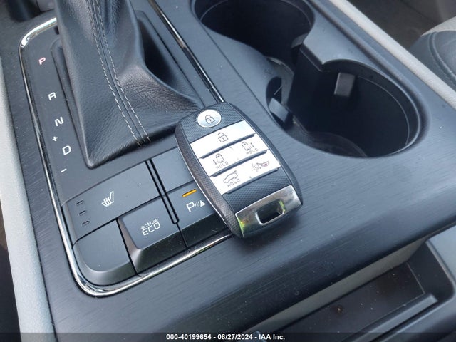 KIA SEDONA LX 2017 KNDMB5C15H6335356 Image 11