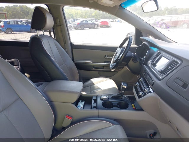 KIA SEDONA LX 2017 KNDMB5C15H6335356 Image 5