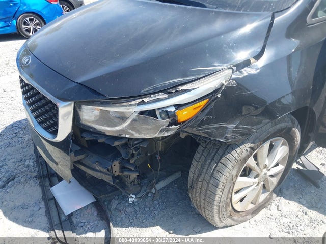 KIA SEDONA LX 2017 KNDMB5C15H6335356 Image 6