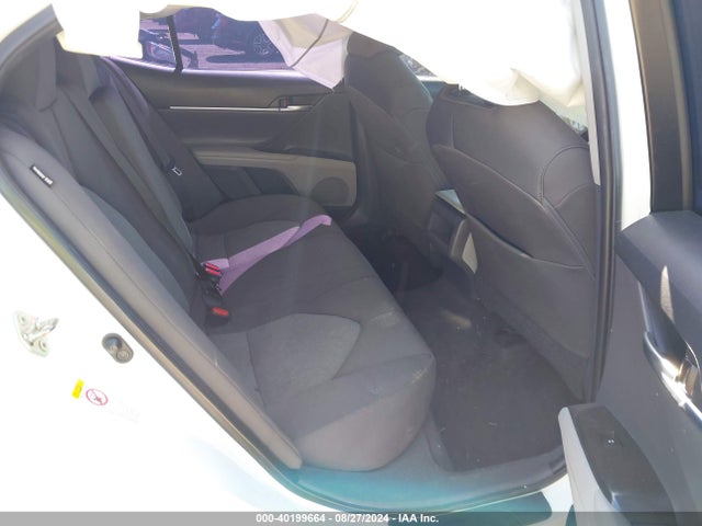 Toyota CAMRY LE 2018 4T1B11HK5JU607972 Image 8
