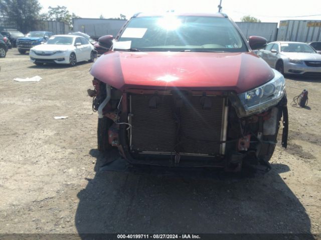 5TDJZRFH7JS859287 Toyota Highlander Se
