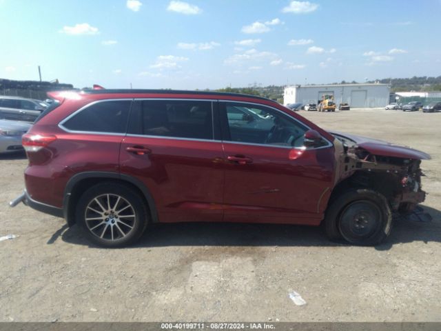 5TDJZRFH7JS859287 Toyota Highlander Se