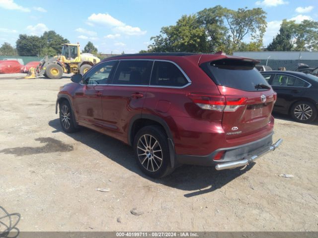 5TDJZRFH7JS859287 Toyota Highlander Se