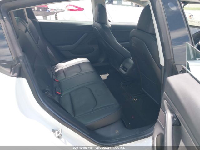5YJ3E1EAXJF015811 Tesla MODEL 3