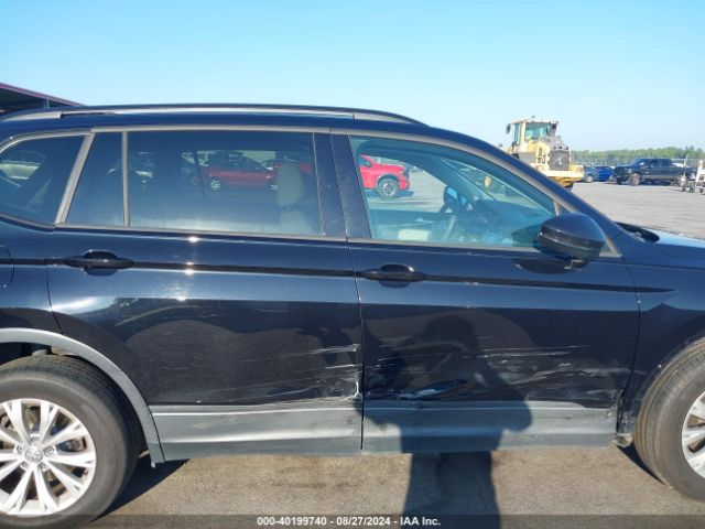 3VV1B7AX6JM022443 Volkswagen Tiguan 2.0t S
