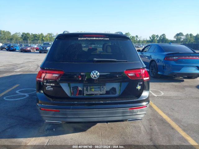 3VV1B7AX6JM022443 Volkswagen Tiguan 2.0t S
