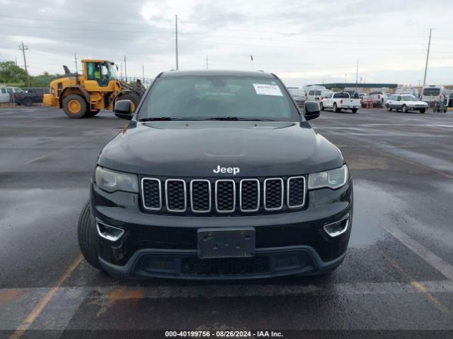 1C4RJEAG0KC555805 Jeep Grand Cherokee Laredo 4x2