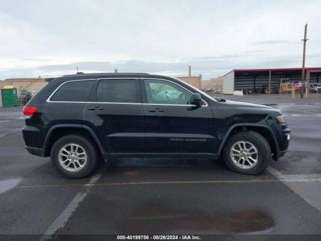 1C4RJEAG0KC555805 Jeep Grand Cherokee Laredo 4x2