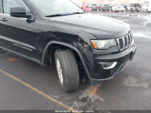 1C4RJEAG0KC555805 Jeep Grand Cherokee Laredo 4x2