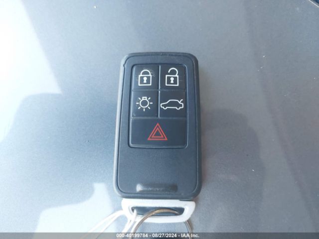 YV140MEK4H1345003 Volvo V60 T5 Premier