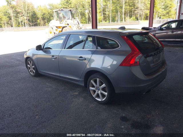 YV140MEK4H1345003 Volvo V60 T5 Premier