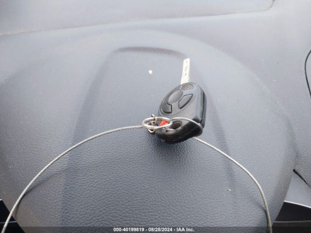 1FMCU9GX2FUB23756 Ford ESCAPE SE