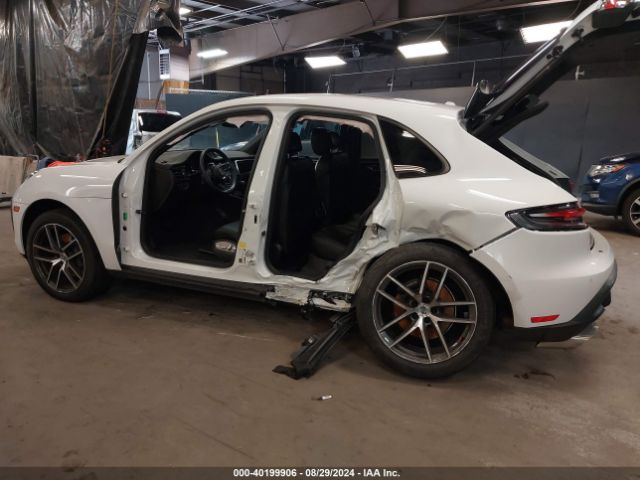 2023 PORSCHE MACAN WP1AA2A58PLB10115 Photo 2