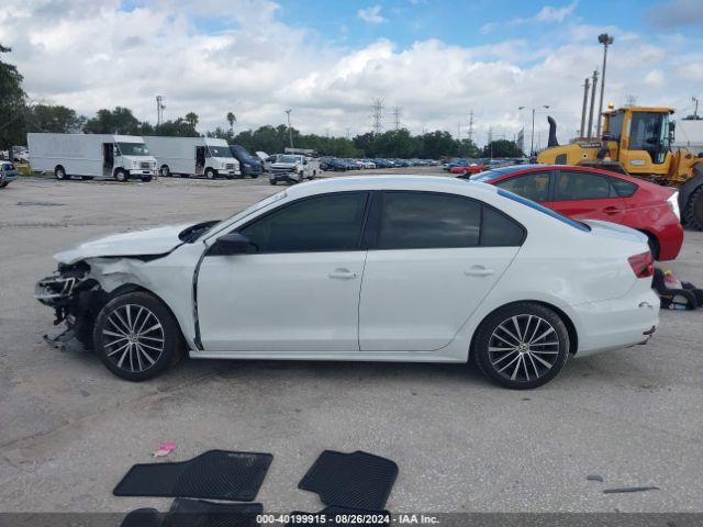3VWD17AJ7GM241606 Volkswagen Jetta 1.8t Sport