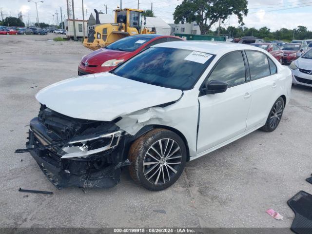 3VWD17AJ7GM241606 Volkswagen Jetta 1.8t Sport