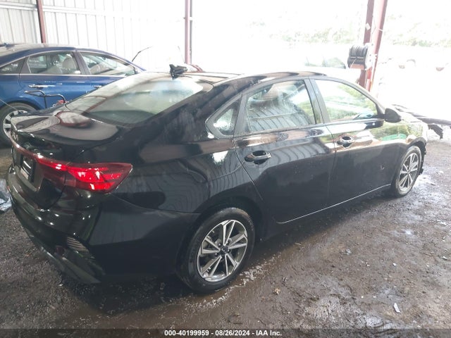 KIA Forte Lxs 2023 3KPF24AD3PE591097 Image 4