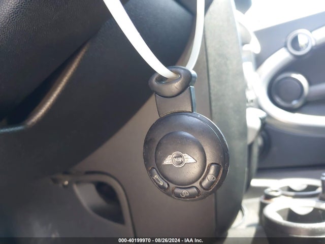 2008 MINI COOPER S WMWMF73588TT91079 Photo 10