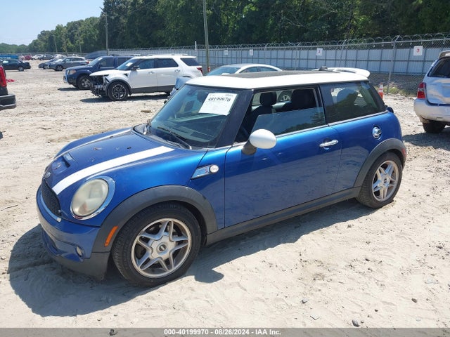 2008 MINI COOPER S WMWMF73588TT91079 Photo 1
