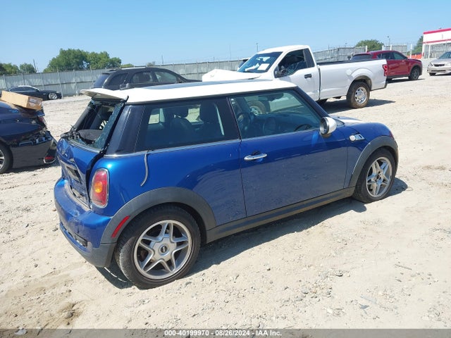 2008 MINI COOPER S WMWMF73588TT91079 Photo 3