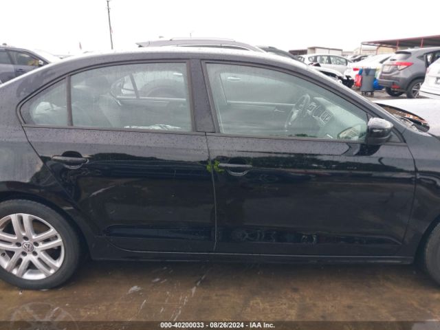 3VW2B7AJ7JM214174 Volkswagen Jetta 1.4t S