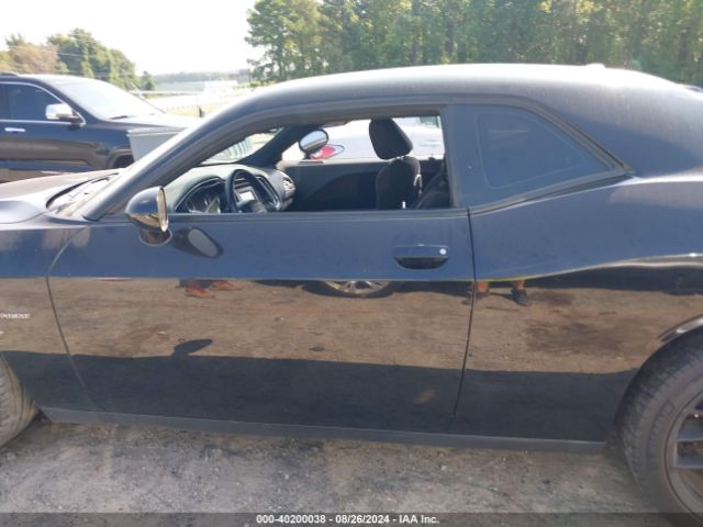 2C3CDZBT7HH635872 Dodge Challenger R/t