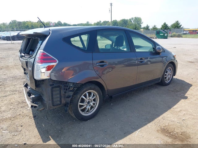 Toyota Prius V Four 2017 JTDZN3EU7HJ074284 Image 4