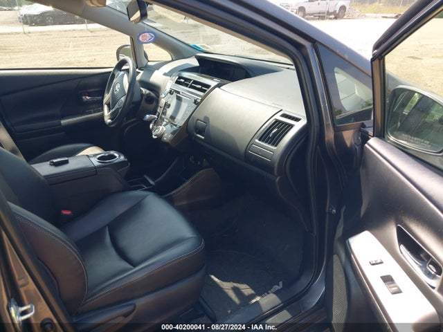 Toyota Prius V Four 2017 JTDZN3EU7HJ074284 Image 5