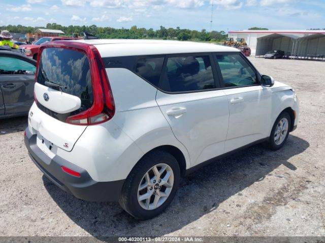 KNDJ23AU2M7773759 KIA SOUL S