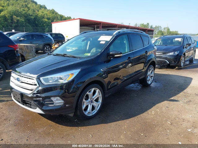 Ford Escape Titanium 2018 1FMCU9J94JUA49517 Image 2