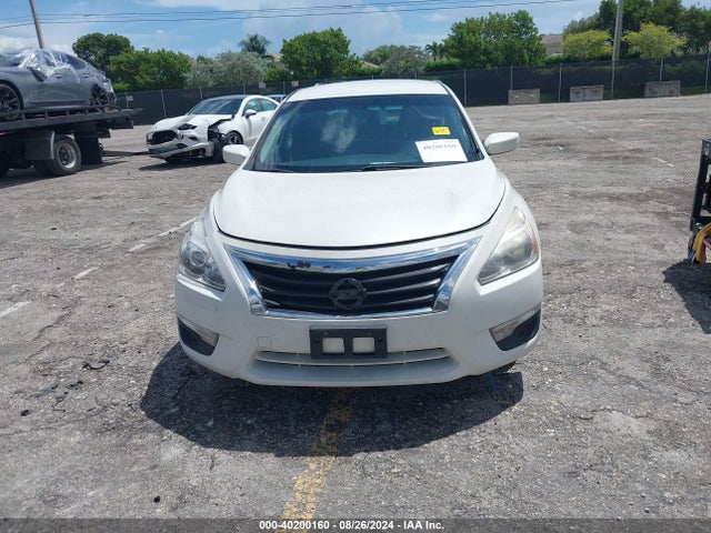 Nissan Altima 2.5 S 2014 1N4AL3AP3EN218426 Image 12