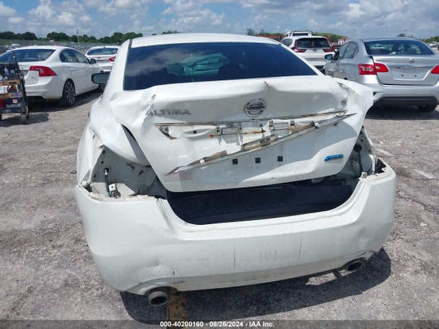 Nissan Altima 2.5 S 2014 1N4AL3AP3EN218426 Image 6