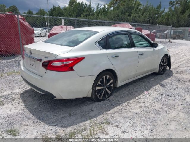 1N4AL3AP1JC107864 Nissan Altima 2.5 Sr