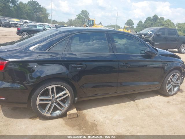 WAUAUGFF1J1026208 Audi A3
