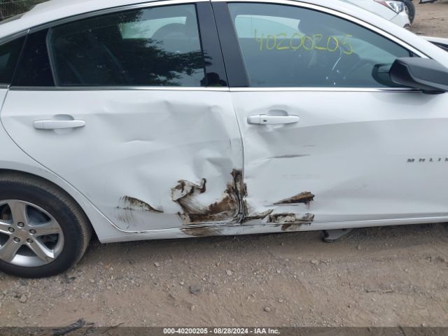 1G1ZB5STXNF167663 Chevrolet Malibu Fwd Ls